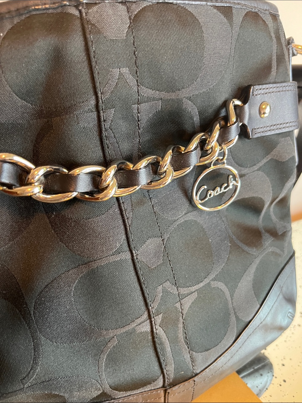 EUC Coach Black Signature Chain Shoulder Crossbody Bag - Picture 3 of 11